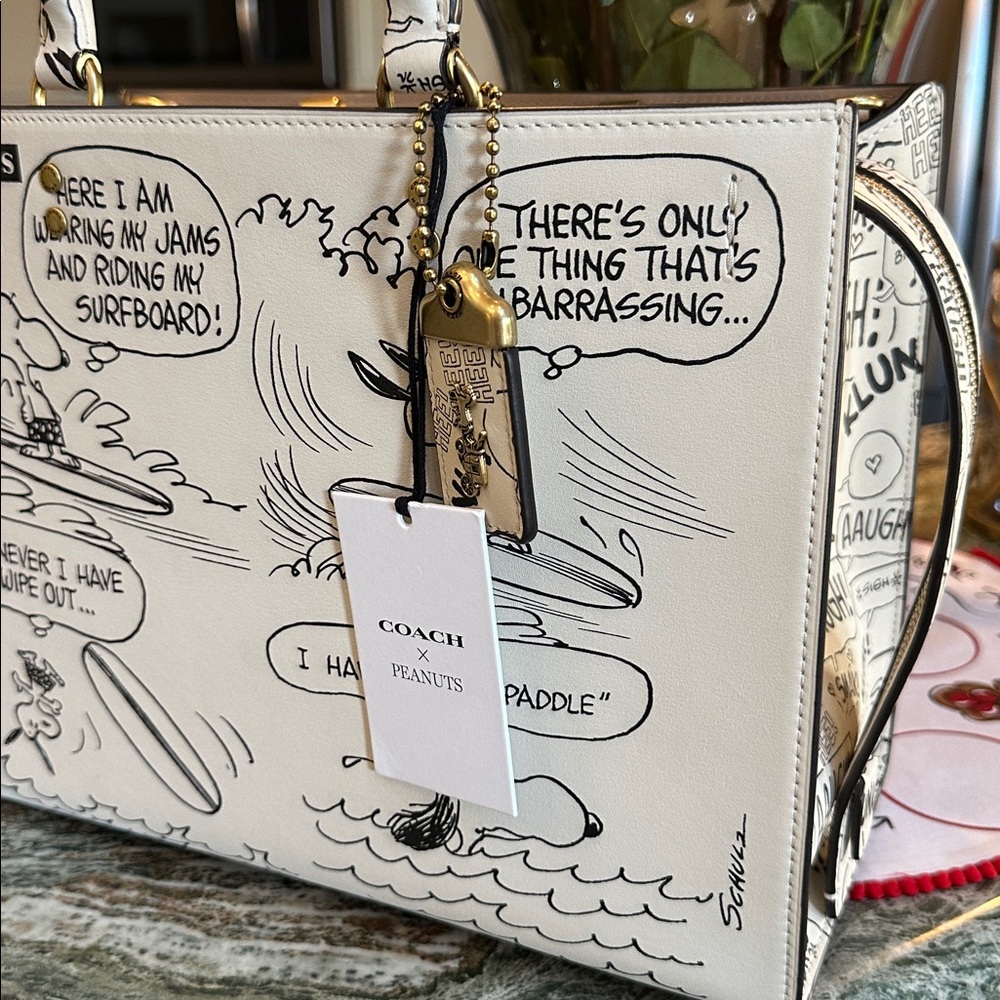 NWT Coach Peanuts Rogue - Picture 2 of 6